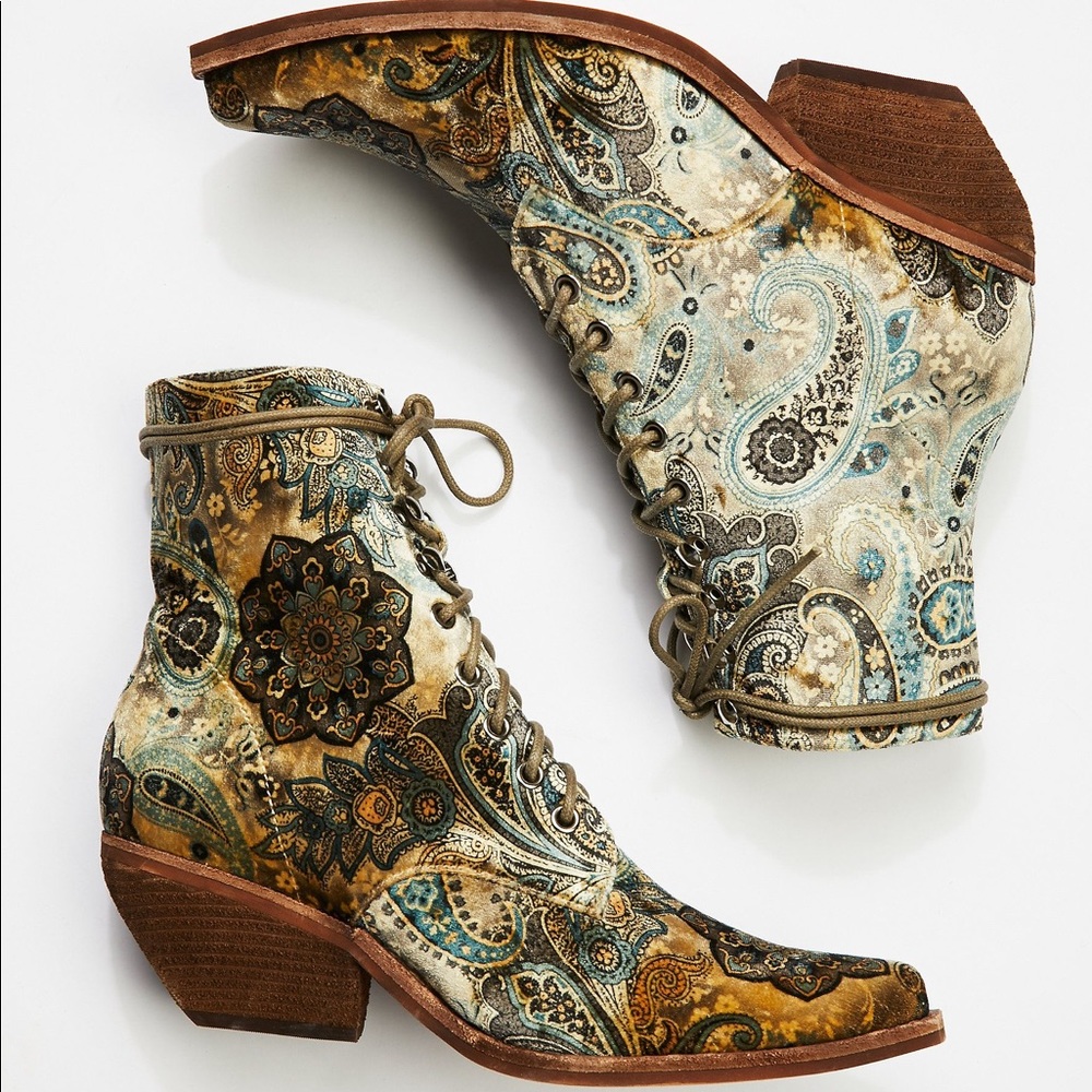 Free People Jeffrey Campbell Grove Western Booties